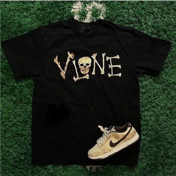 VLONE Black Skull T-Shirt Lost Bones Tee Black - Picture 1 of 8